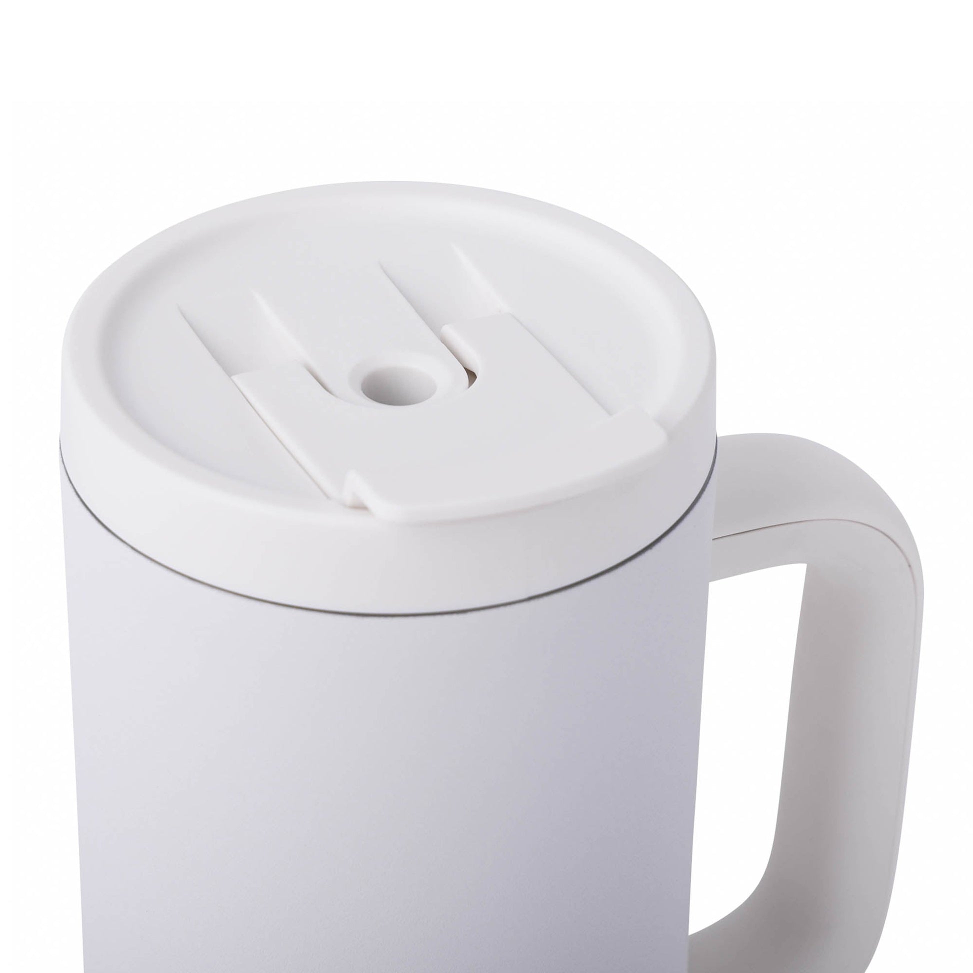 40-oz-leisure-tumbler-d8 CoreHome_MannaHydration_Whites_Raw-42.jpg
